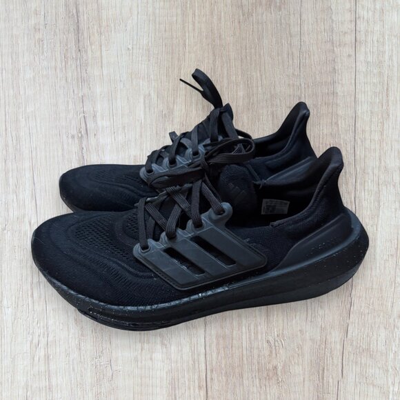 Adidas Ultraboost 22 Black Running Shoes Womens 9 Lightweight Boost Sneakers - Picture 12 of 12